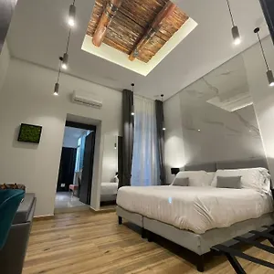 Gasthof 4heavens_naples, Neapel