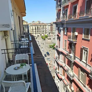 Frühstückspension Napoli Central, Neapel