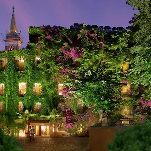 https://raphael.it-romehotels.com